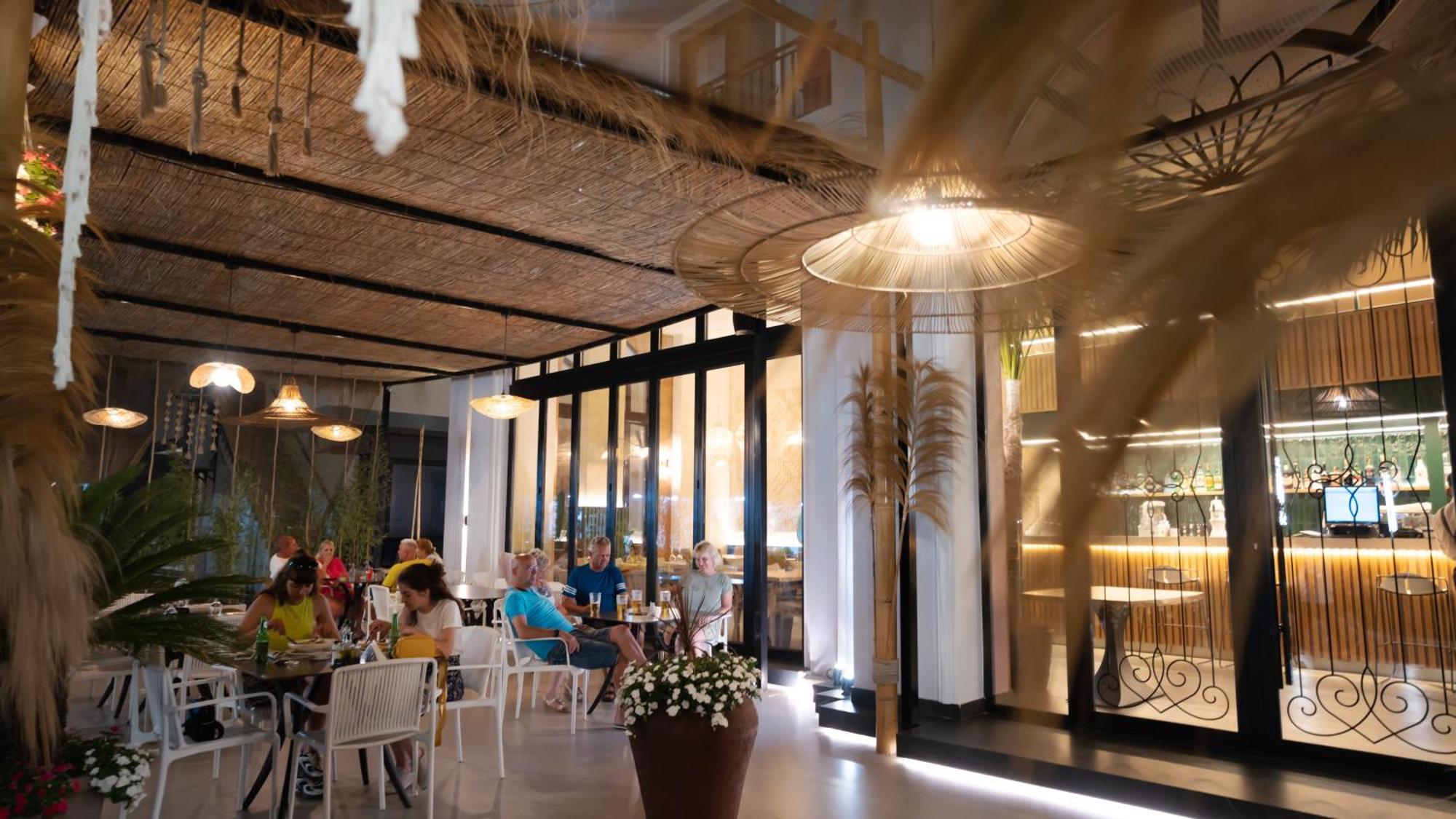 Hotel Saly دراس المظهر الخارجي الصورة